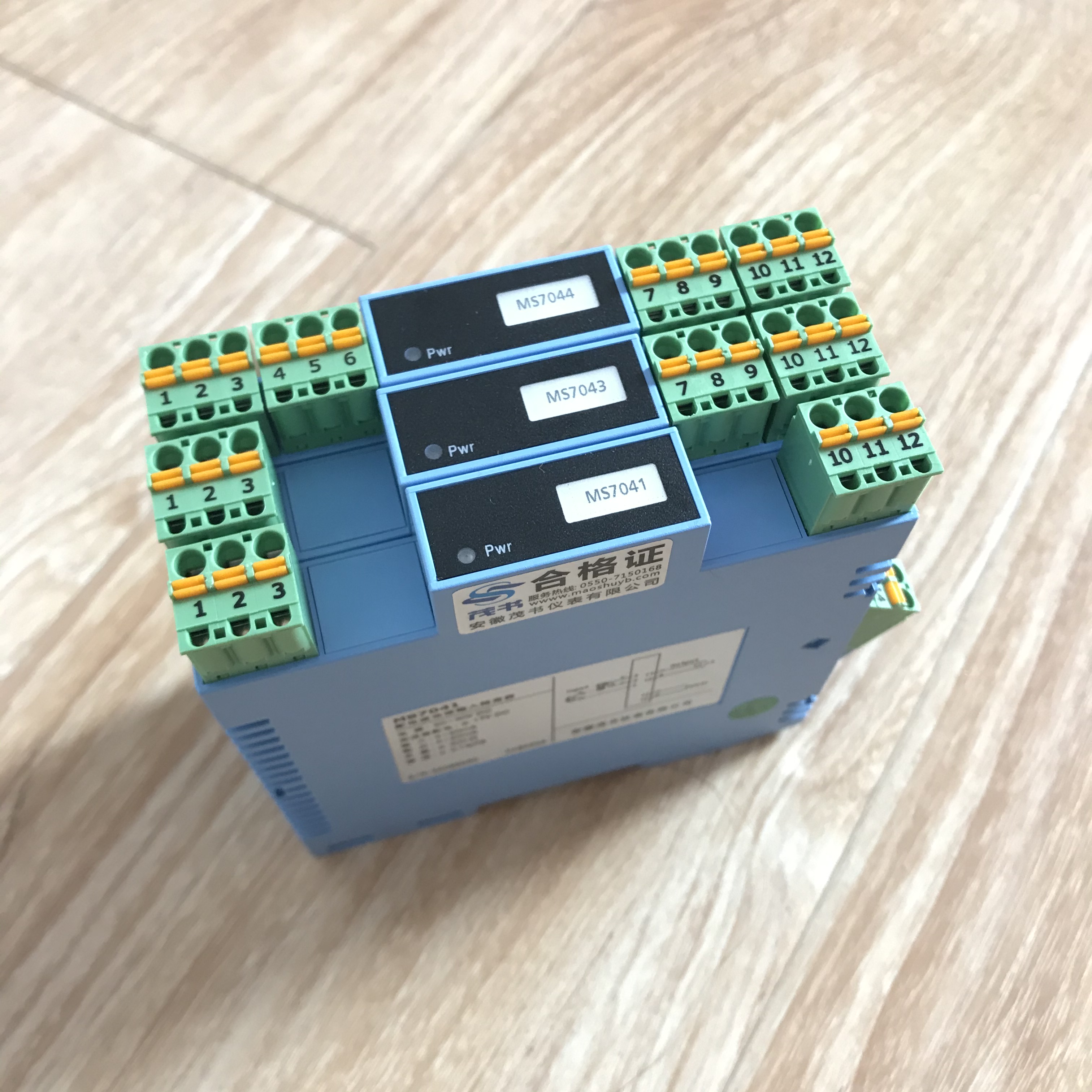 MS7317B熱電偶輸入隔離報(bào)警設(shè)定器